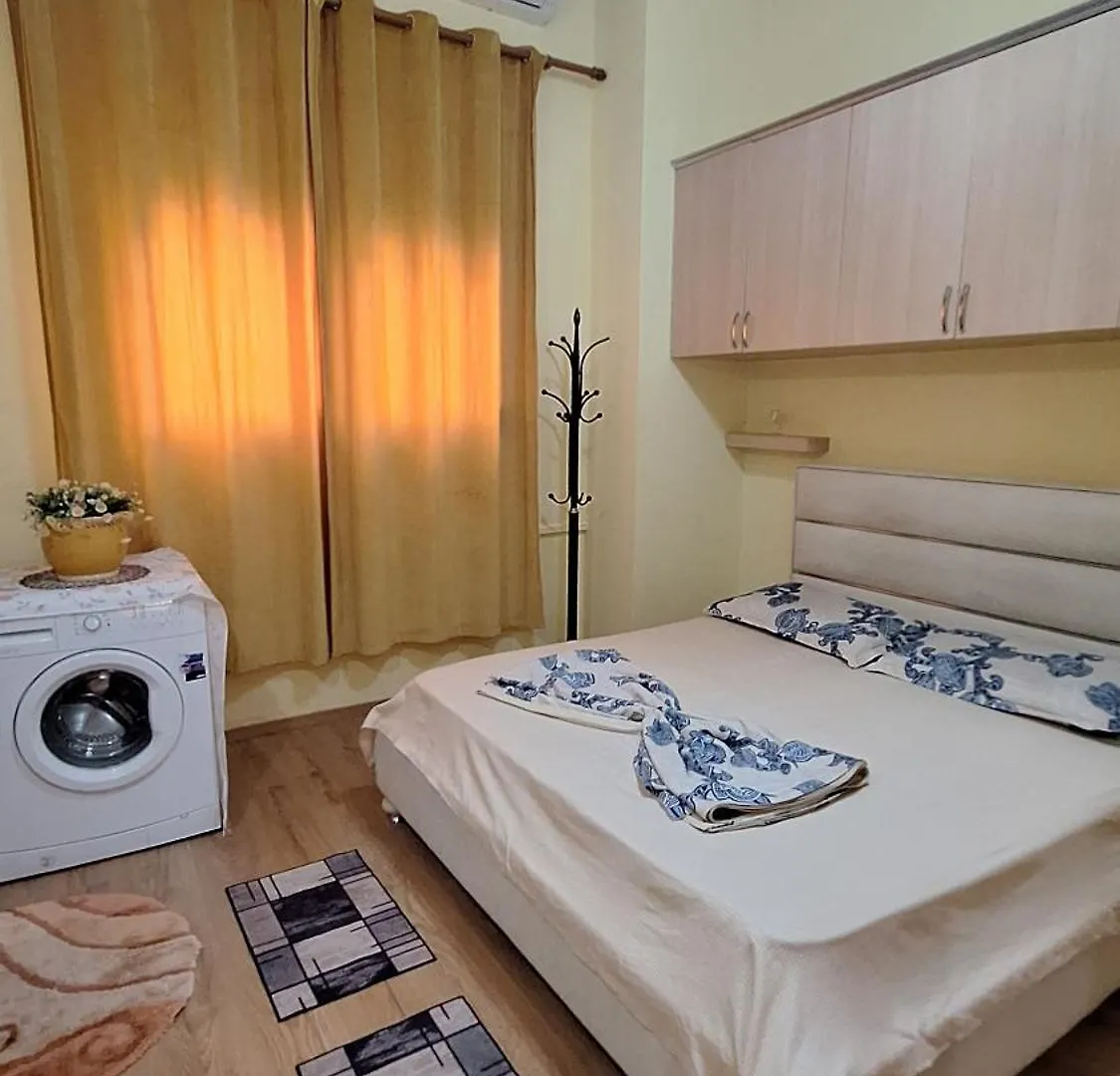 E&A Tirana Center Apartament 0*,  Albanie